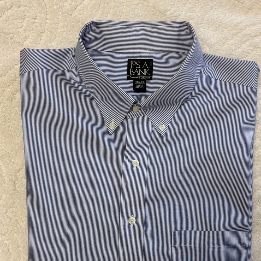 Jos. A. Bank Men's Button Down Dress Shirt in Blue/White Pinstripes (18.5 - 35)